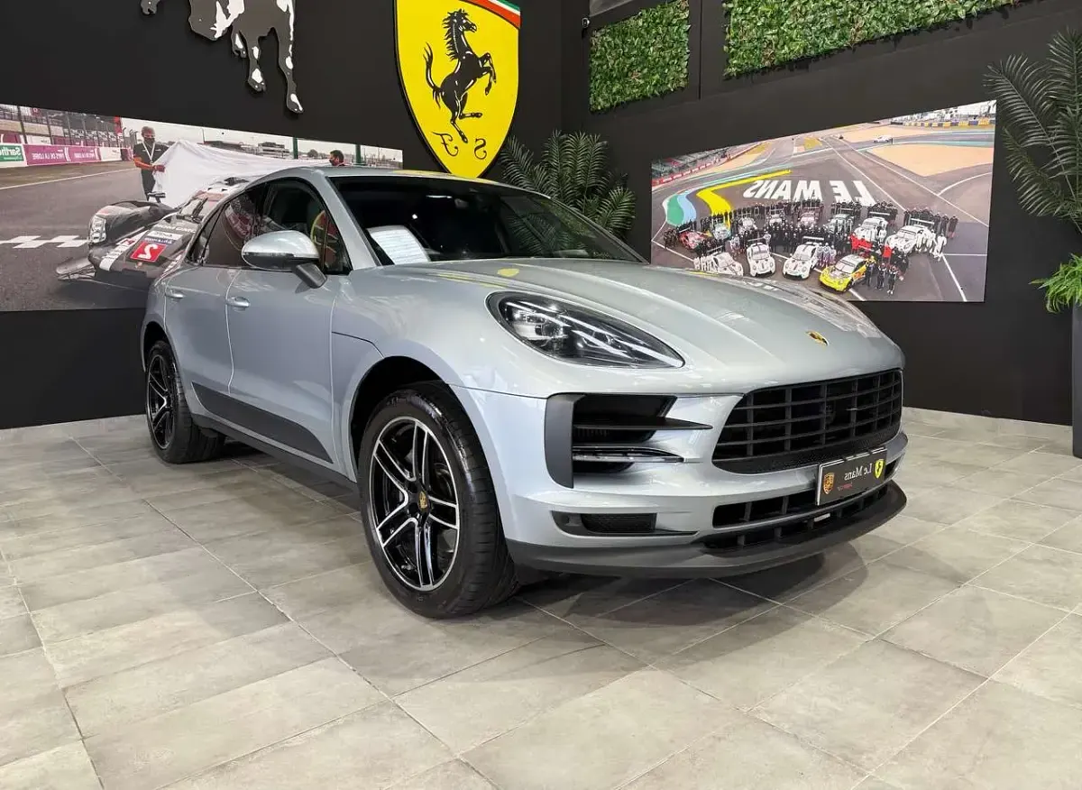 Usata Porsche Macan 354 CV (260 kW) 2019 Argento dolomite metallizzato SUV