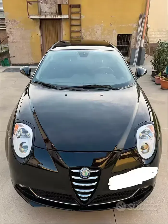Usata Alfa Romeo MiTo Distinctive 105 CV (77 kW) 2011 Nero Utilitaria