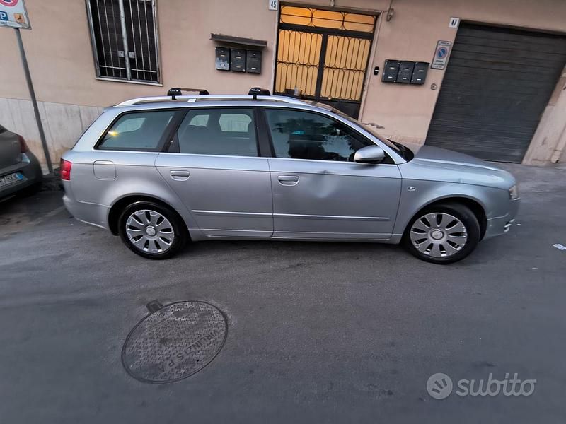 Usata Audi A4 131 CV (96 kW) 2005 Grigio Station wagon