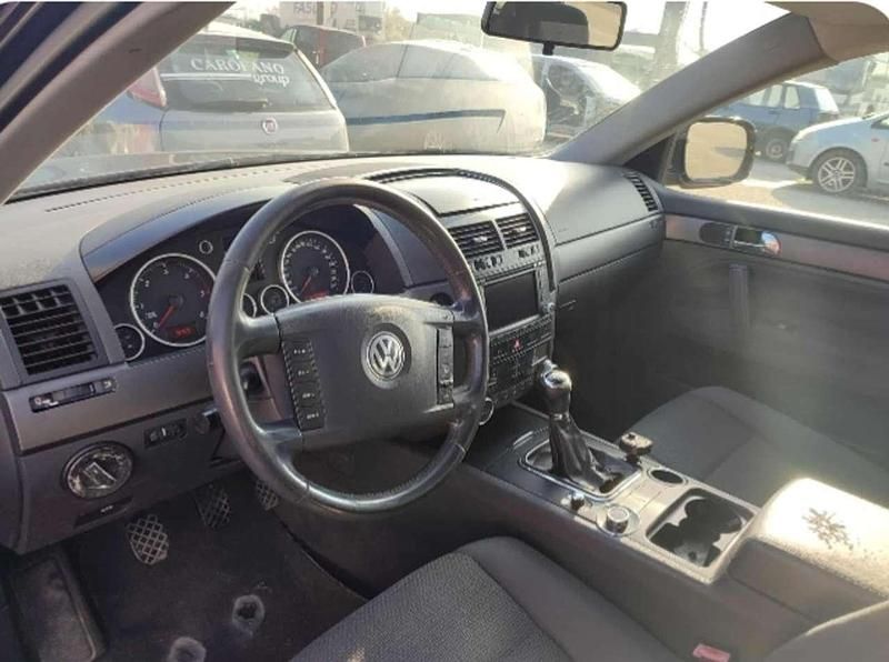 Usata VW Touareg 174 CV (127 kW) 2005 Nero SUV