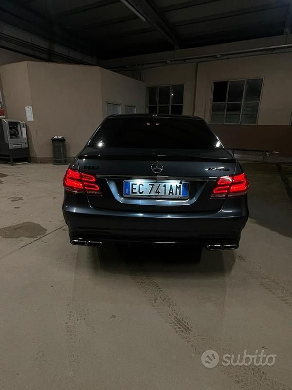 Usata Mercedes E220 AMG 2010 Berlina