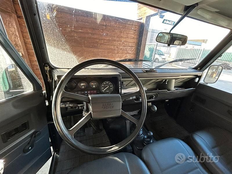 Usata Land Rover Defender 86 CV (63 kW) 1990 Blu SUV