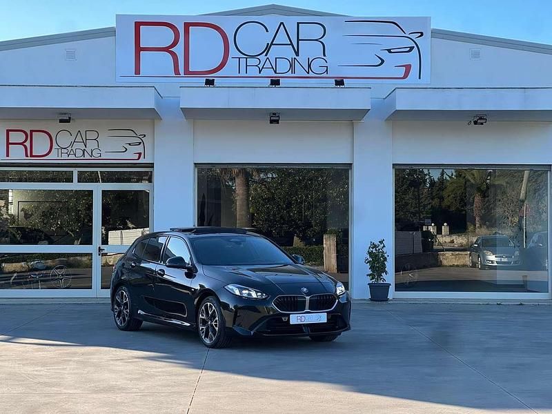 Other Usata 2025 BMW 118 M Sport Due volumi | 37.500 € (Buon prezzo) - Immagine 1/4