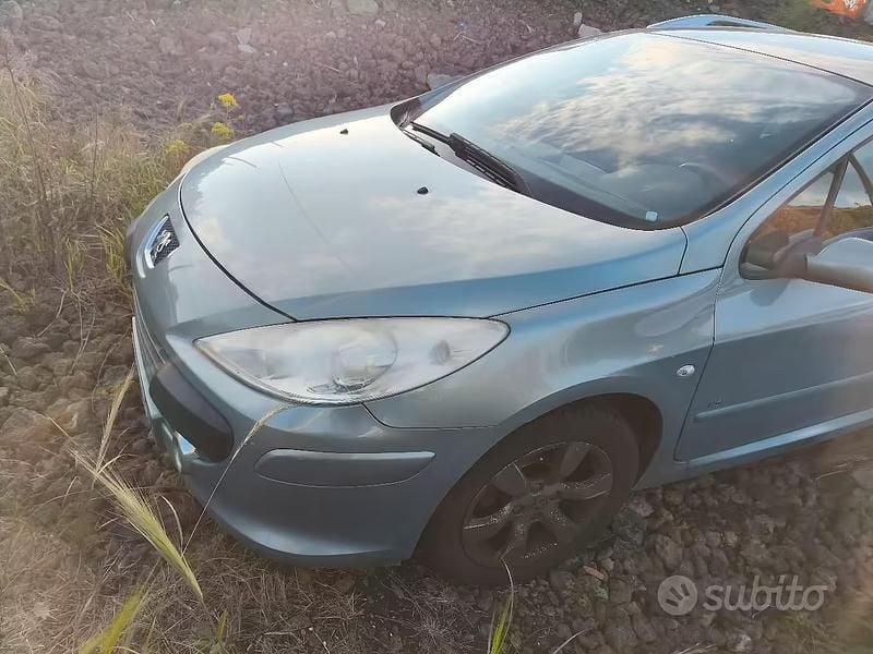 Usata Peugeot 307 109 CV (80 kW) 2006 Verde Station wagon
