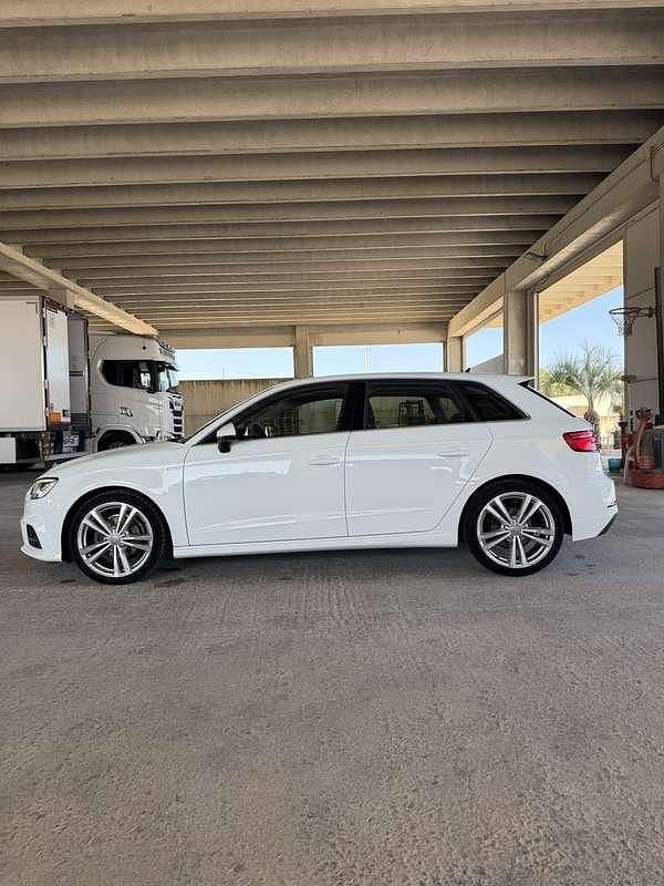 Usata Audi A3 Ambiente 110 CV (80 kW) 2019 Berlina