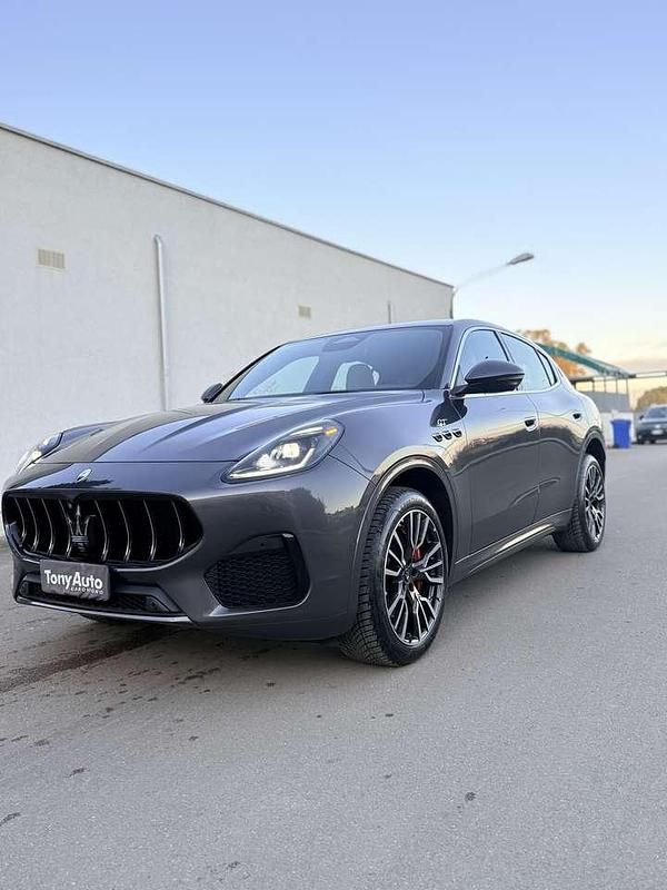 Usata Maserati Grecale GT 300 CV (220 kW) 2023 Grigio scuro SUV
