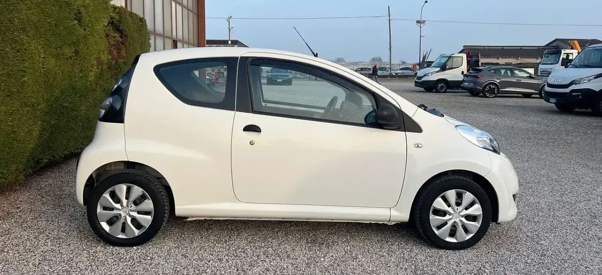 Usata Citroën C1 68 CV (50 kW) 2010 Bianco Utilitaria