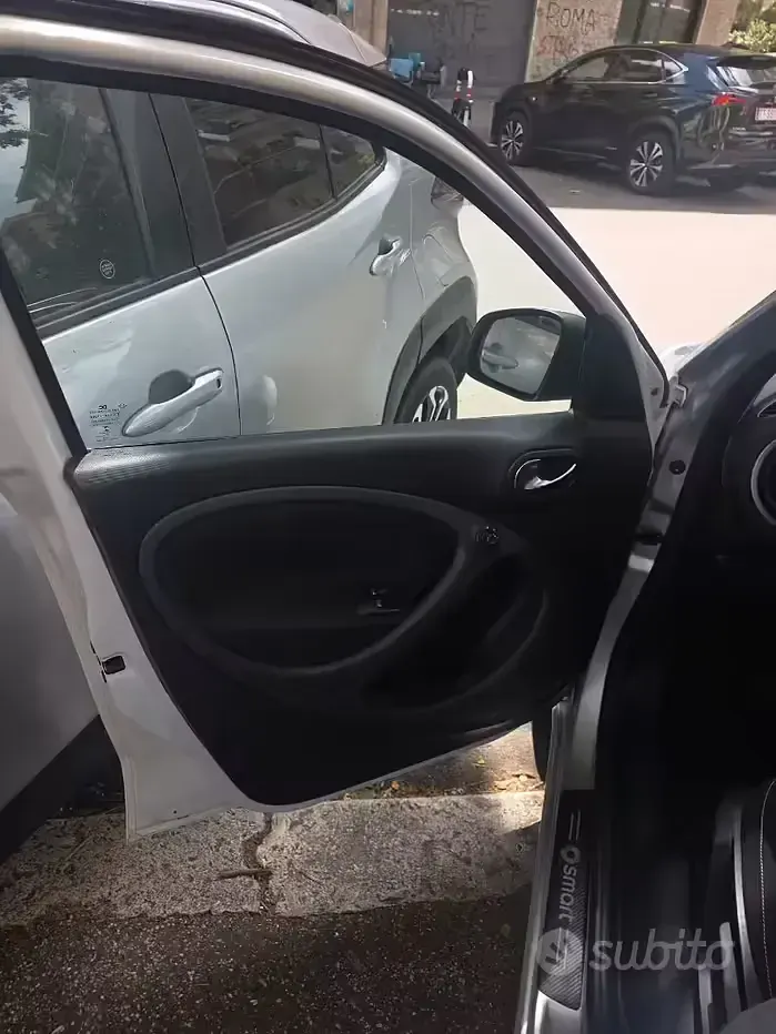 Usata Smart ForFour Brabus 90 CV (66 kW) 2017 Bianco Utilitaria