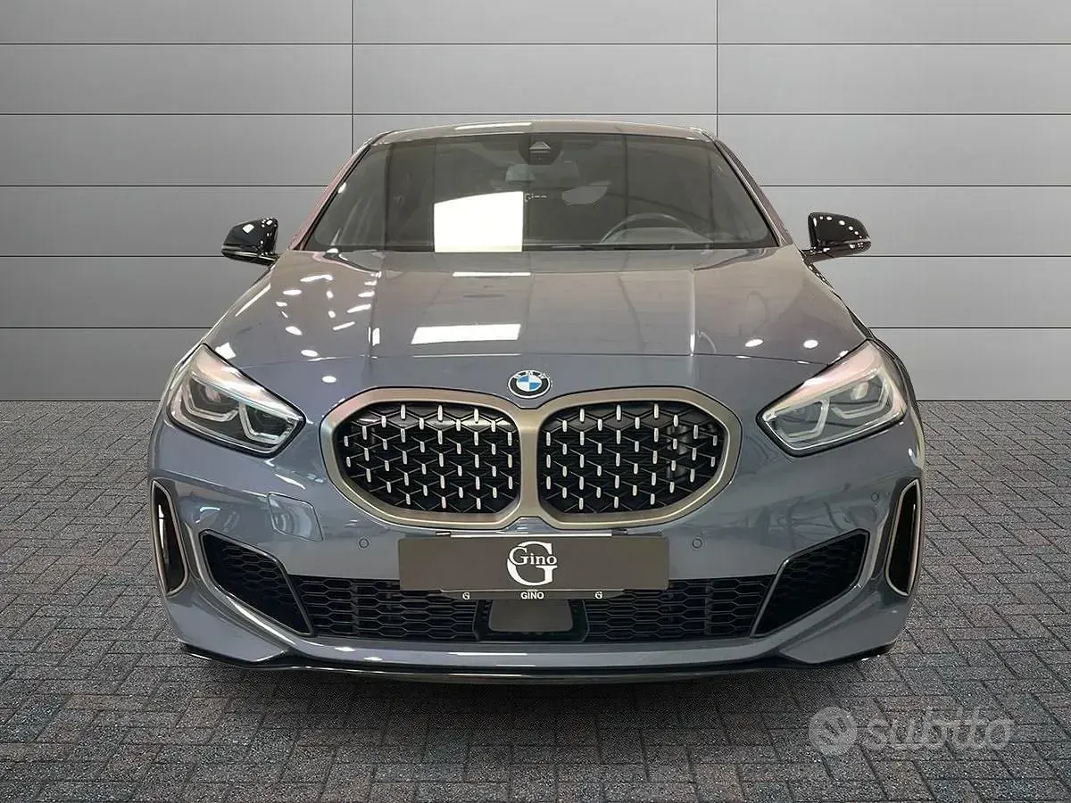 Usata BMW M135 306 CV (225 kW) 2021 Grigio Utilitaria