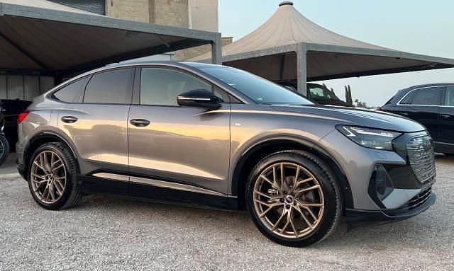 Usata Audi Q4 Sportback e-tron Edition .1 124 kW (169 CV) 2022 Grigio SUV