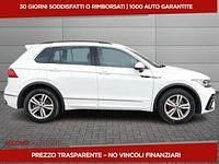 Usata VW Tiguan R-line 150 CV (110 kW) 2023 Bianco SUV