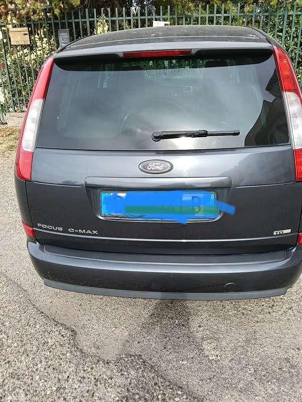 Begagnad Ford C-MAX Titanium 90 HK (66 kW) 2007 Minibuss