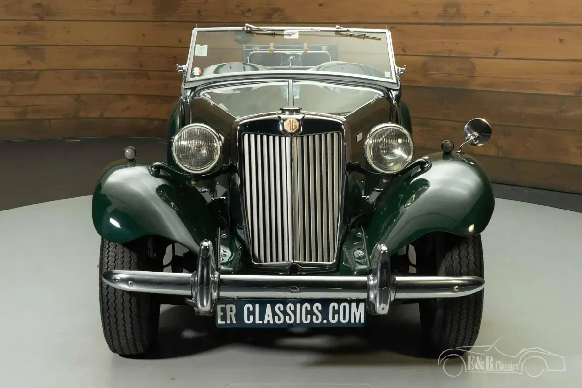 Usata MG TD 54 CV (39 kW) 1953 Verde Cabrio