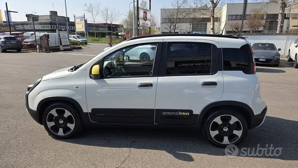 Usata Fiat Panda Cross Cross 69 CV (50 kW) 2025 Bianco Utilitaria
