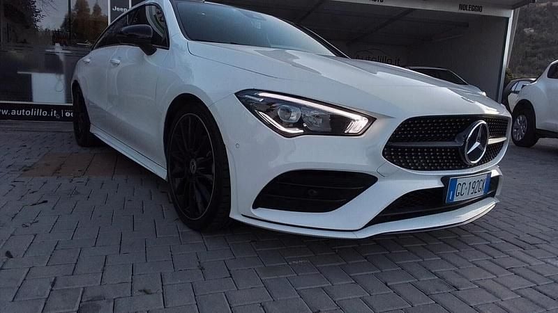 Usata Mercedes CLA180 AMG line 116 CV (85 kW) 2020 Bianco Berlina