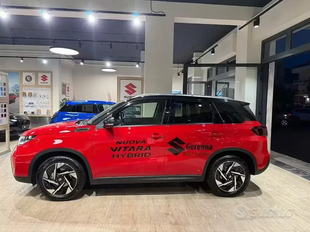 Second-hand Suzuki Vitara 110 CP (80 kW) 2025 Roșu SUV
