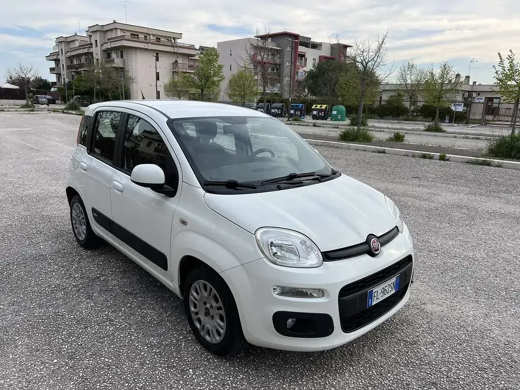 Usata Fiat Panda Easy 95 CV (69 kW) 2017 Bianco Utilitaria