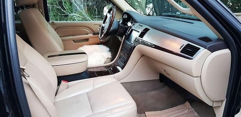 Usata Cadillac Escalade 409 CV (300 kW) 2011 Nero SUV