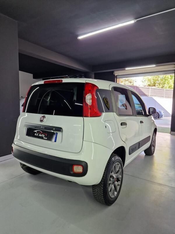 Usata Fiat Panda 4x4 S 85 CV (62 kW) 2019 Bianco Utilitaria