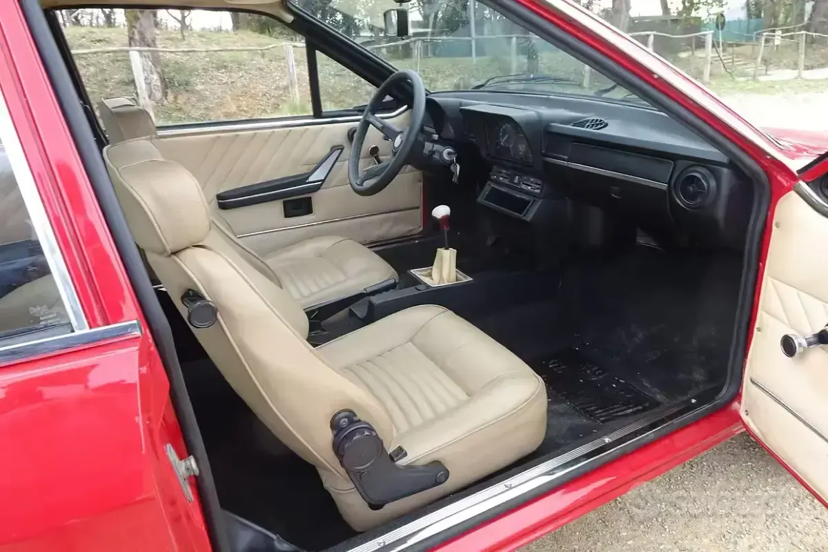 Usata Alfa Romeo Alfetta GT/GTV 1970 Rosso Coupé