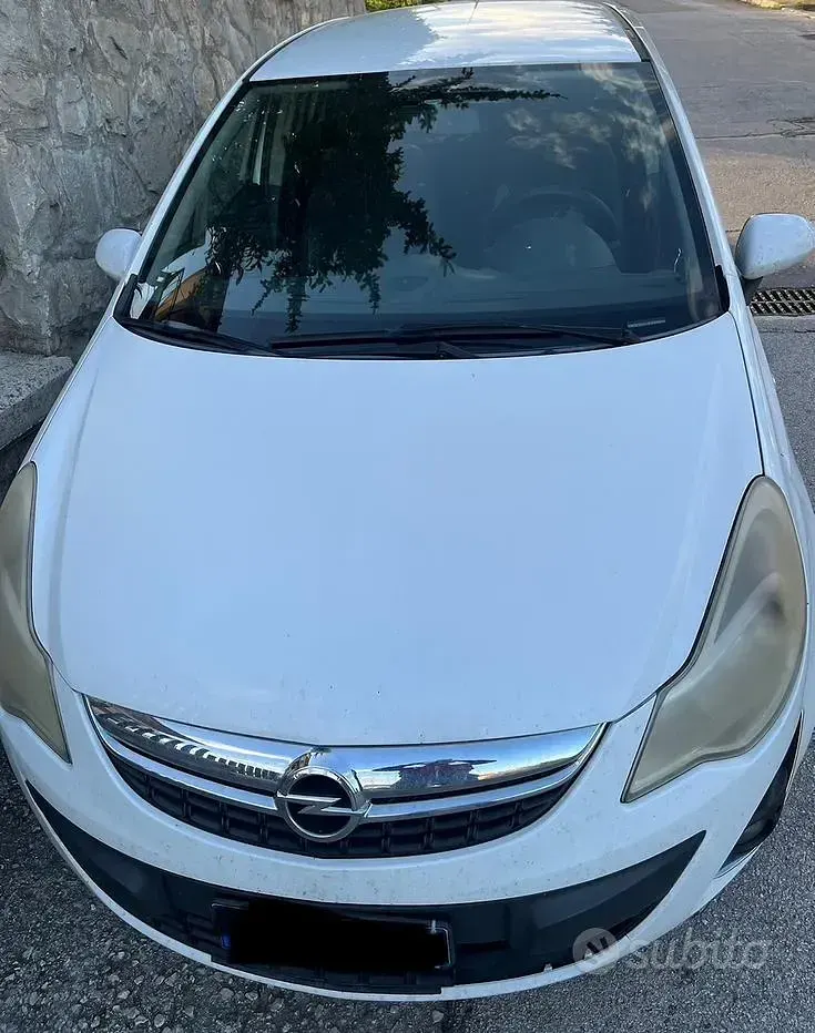 Usado Opel Corsa 85 HP (62 kW) 2012 Branco Citadino