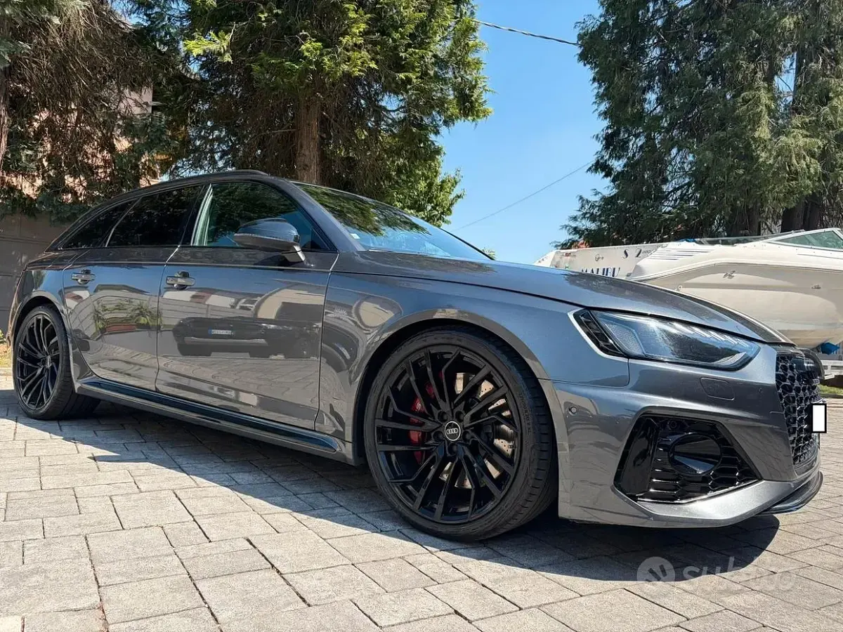 Usata Audi RS4 450 CV (330 kW) 2021 Grigio Station wagon