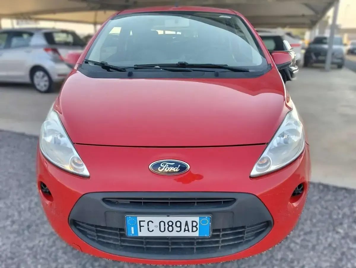 Usata Ford Ka Individual 69 CV (50 kW) 2016 Rosso Utilitaria