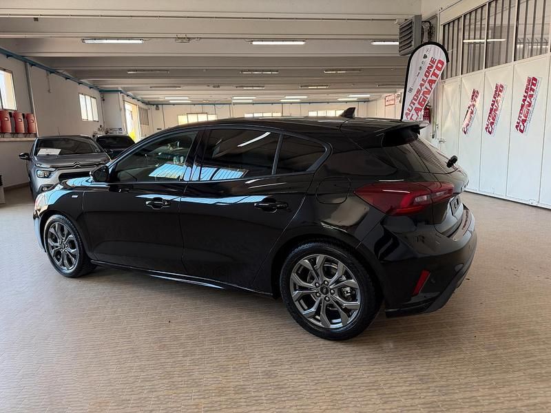 Usata Ford Focus ST-Line 155 CV (114 kW) 2025 Nero Berlina