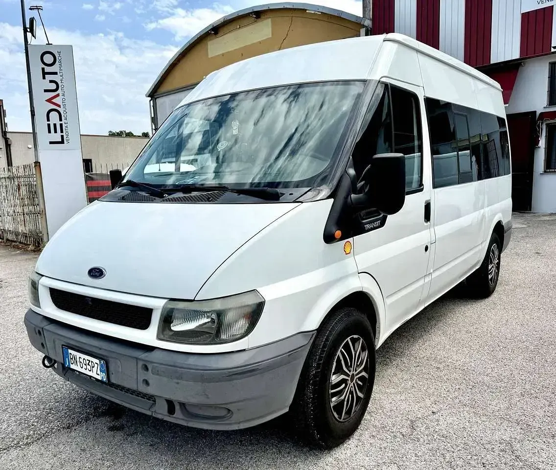 Usata Ford Transit 90 CV (66 kW) 2000 Bianco Furgone