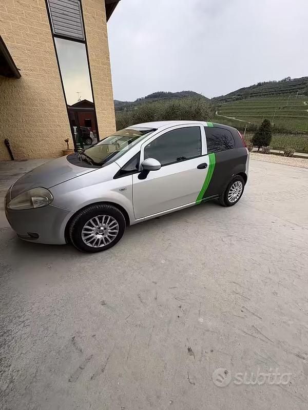 Usata Fiat Punto 2010 Grigio Utilitaria