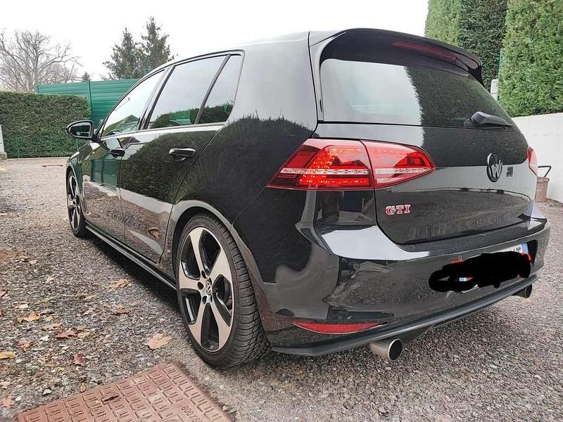 Usata VW Golf VII Business 230 CV (169 kW) 2016 Berlina