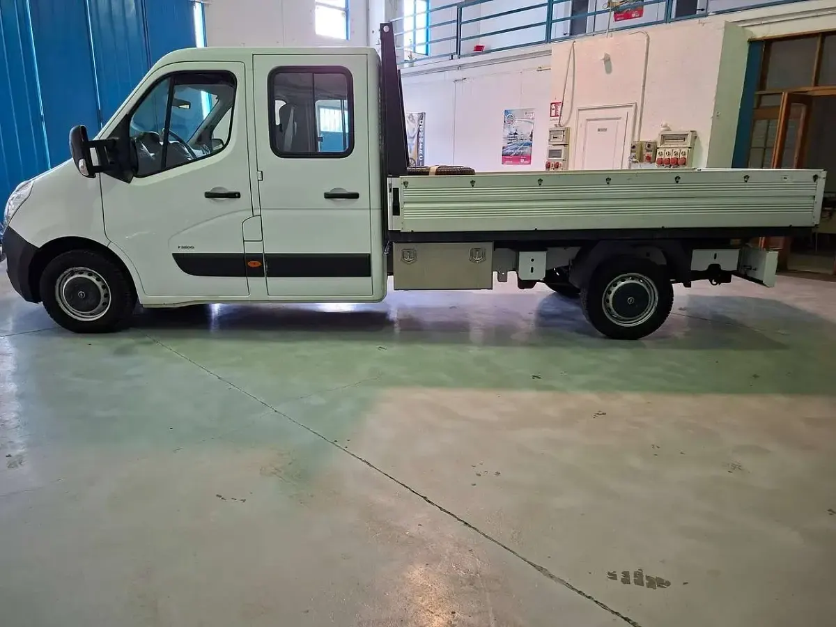 Usata Opel Movano 131 CV (96 kW) 2018 Bianco Monovolume
