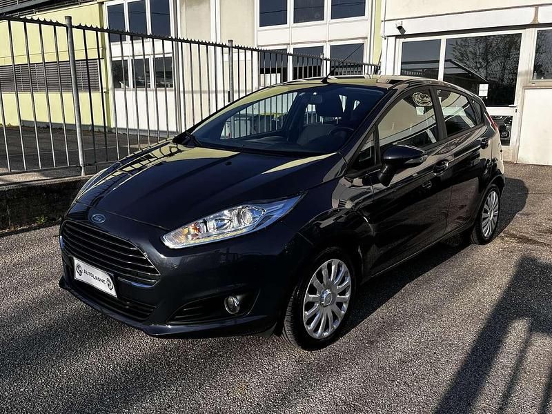 Usata Ford Fiesta Titanium 60 CV (44 kW) 2013 Other Utilitaria