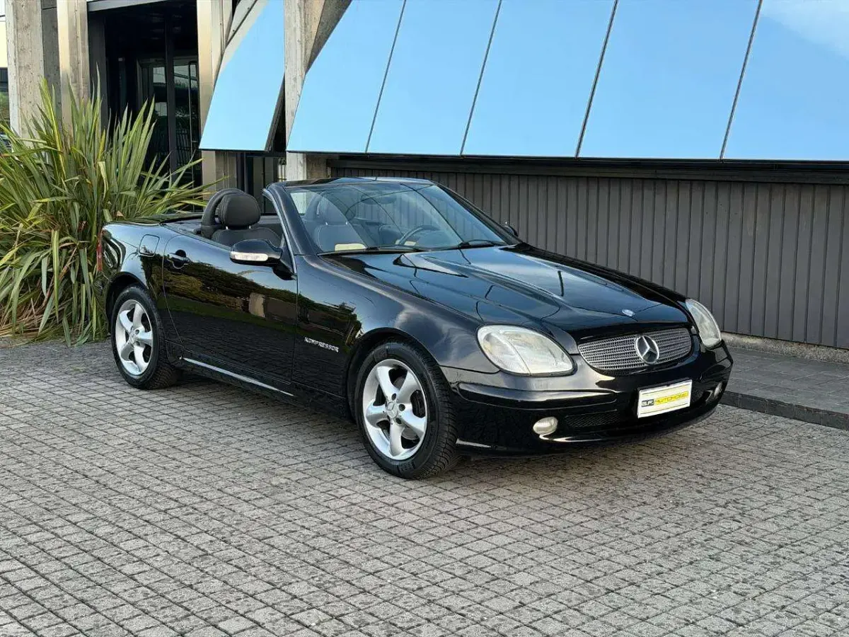Usata Mercedes SLK200 163 CV (119 kW) 2000 Nero Cabrio