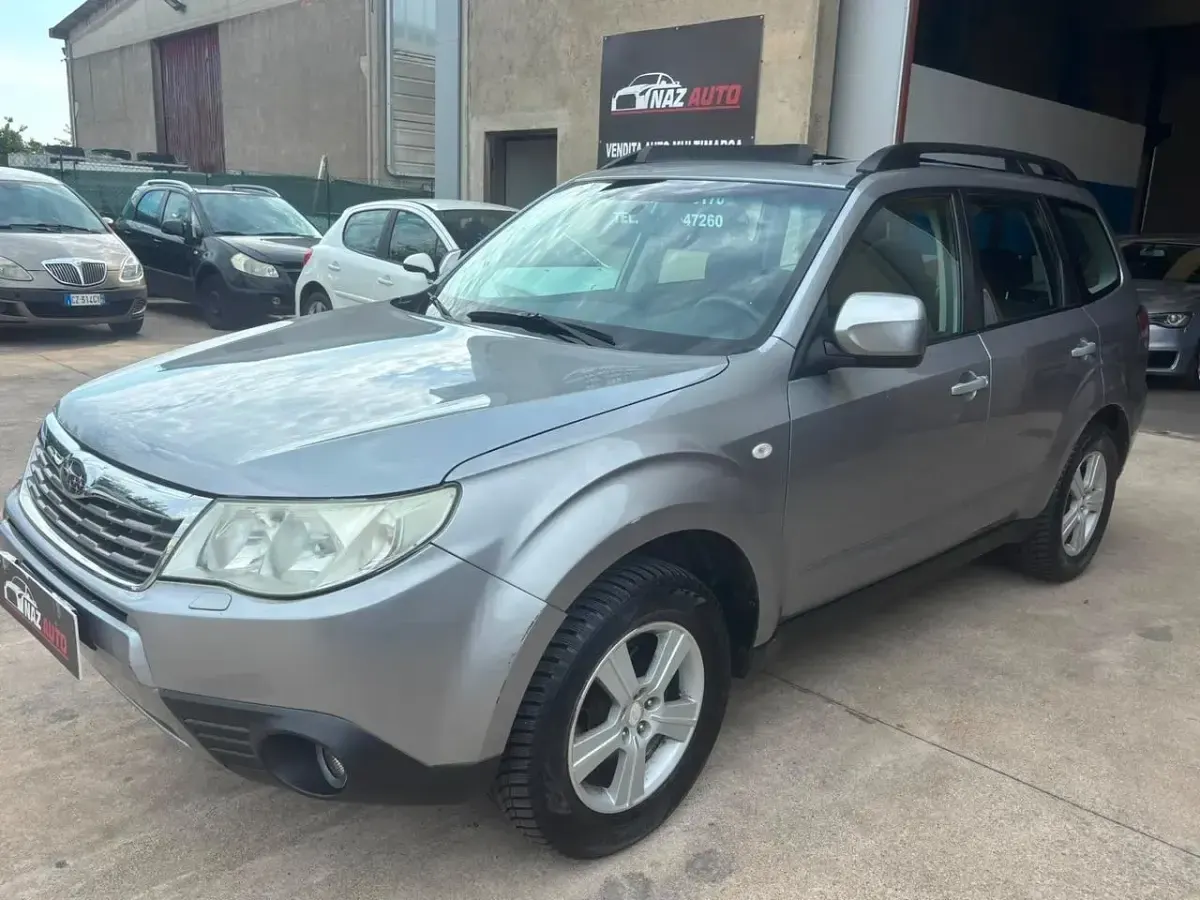 Usata Subaru Forester 150 CV (110 kW) 2009 Argento SUV