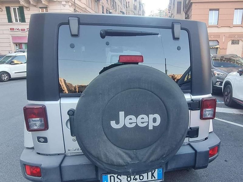 Usata Jeep Wrangler Sahara 177 CV (130 kW) 2008 Argento SUV