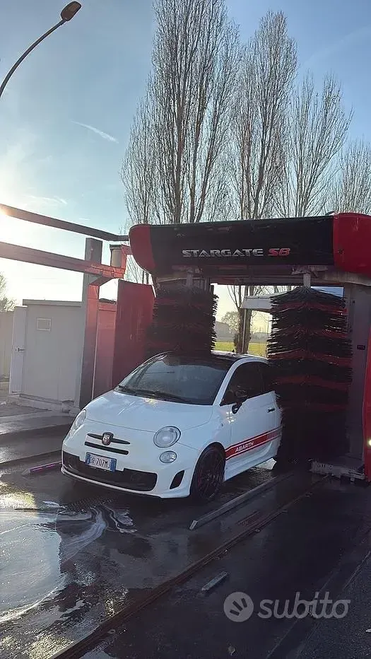 Usata Abarth 500 135 CV (99 kW) 2008 Bianco Utilitaria