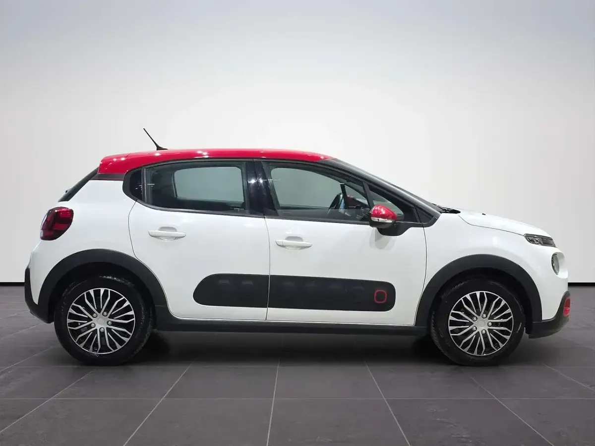 Usata Citroën C3 PureTech 82 CV (60 kW) 2017 Bianca tetto rosso Berlina