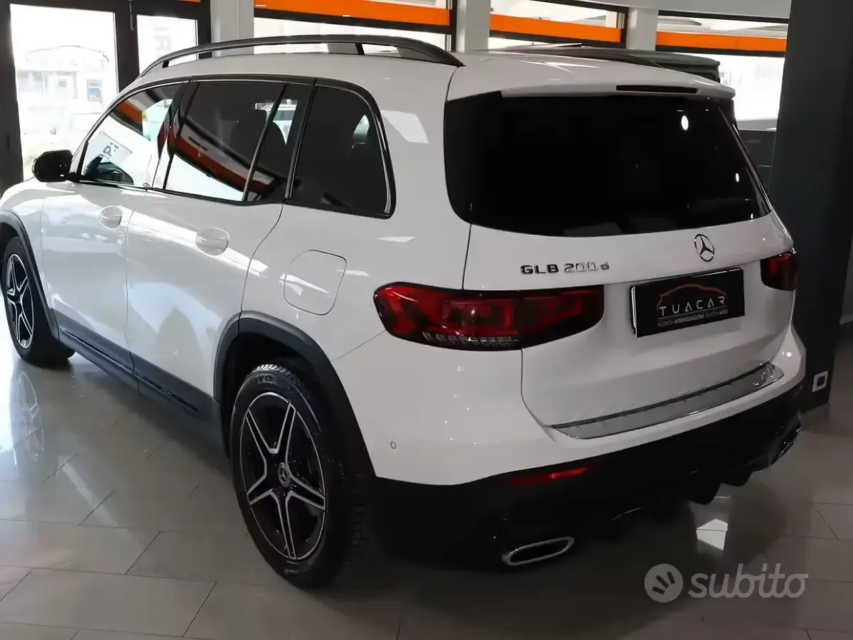 Begagnad Mercedes GLB200 Premium 150 HK (110 kW) 2022 Vit SUV