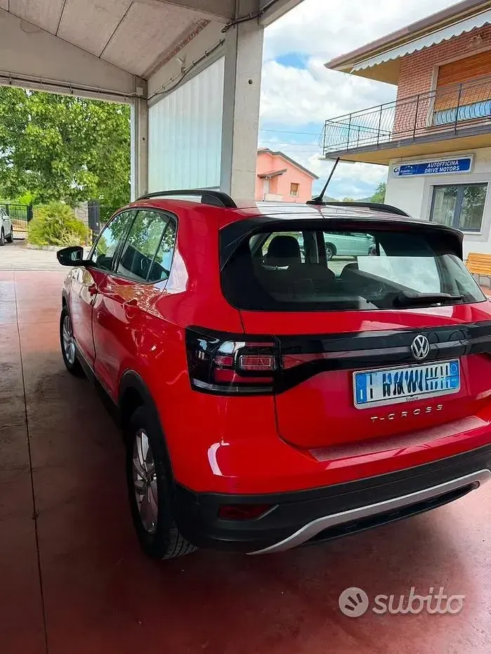 Usata VW T-Cross 116 CV (85 kW) 2019 Rosso SUV