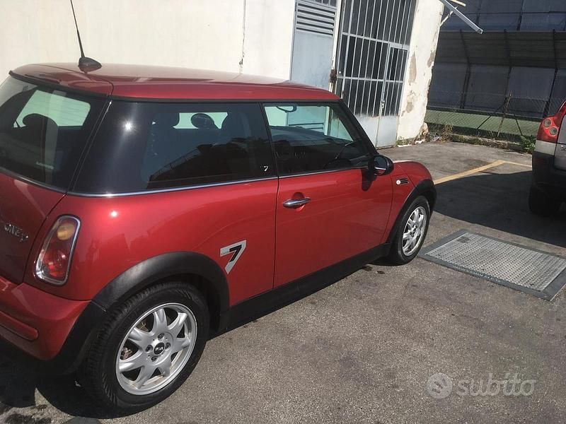 Usata Mini One D Seven 88 CV (64 kW) 2006 Utilitaria