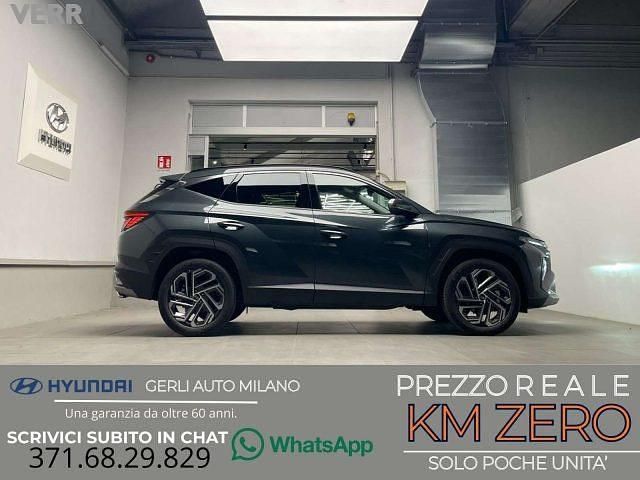 Nuova Hyundai Tucson 215 CV (158 kW) 2025 Grigio SUV