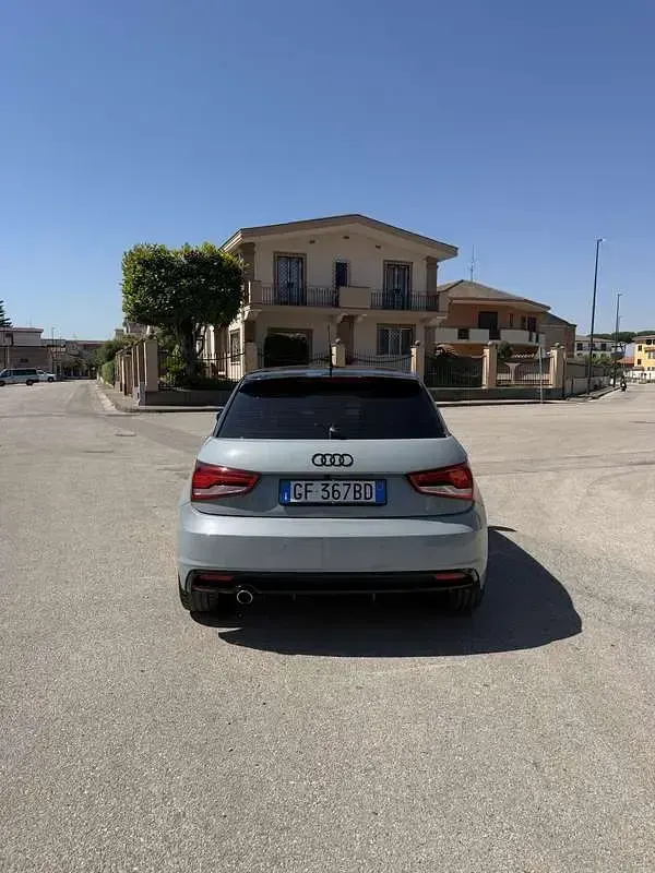 Usata Audi A1 Sportback Sport 90 CV (66 kW) 2018 Utilitaria
