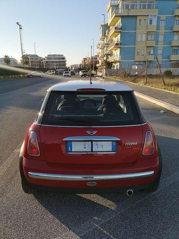 Usata Mini Cooper 116 CV (85 kW) 2003 Rosso Utilitaria