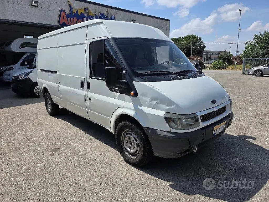 Usata Ford Transit 116 CV (85 kW) 2005 Berlina