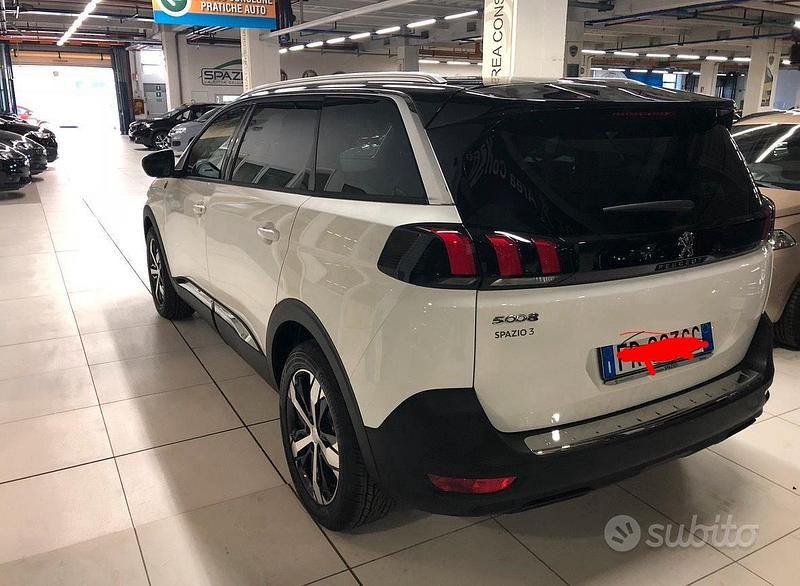 Usata Peugeot 5008 131 CV (96 kW) 2018 Bianco SUV