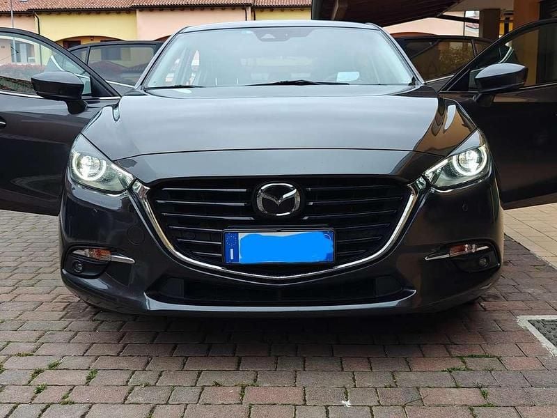 Usata Mazda 3 Exceed 105 CV (77 kW) 2017 Grigio Berlina