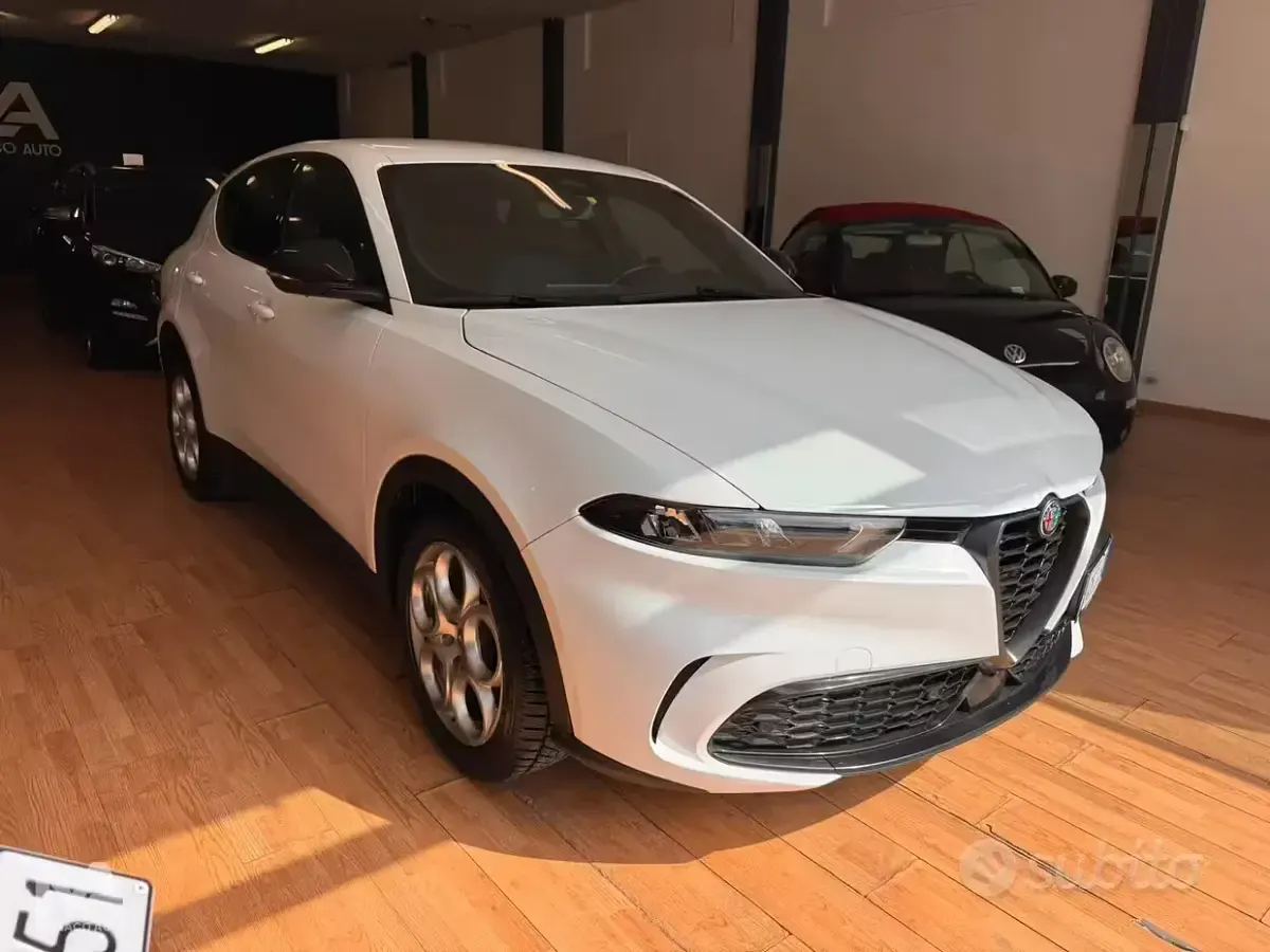 Usata Alfa Romeo Tonale Sprint 131 CV (96 kW) 2022 Bianco SUV