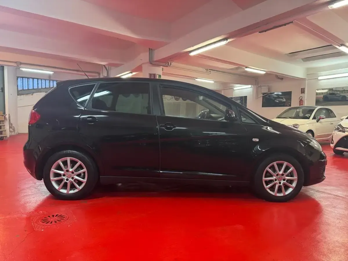 Usata Seat Altea XL Style 105 CV (77 kW) 2013 Nero Monovolume