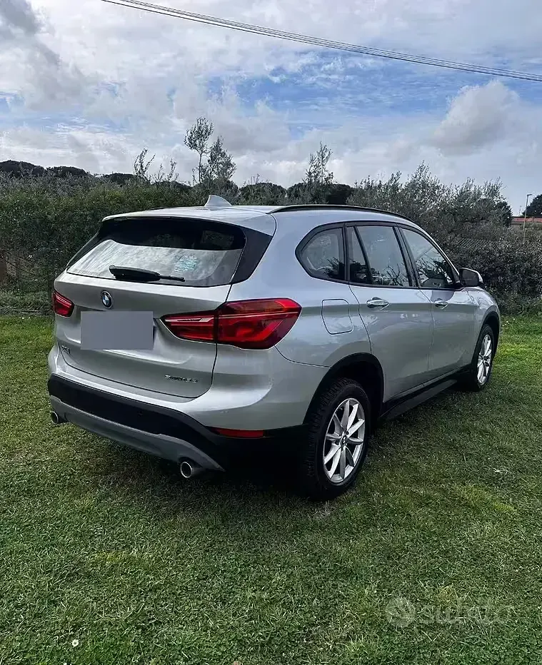 Usata BMW X1 150 CV (110 kW) 2018 Grigio SUV